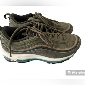 nike air max 97 green. Size 6.5 worn a few times